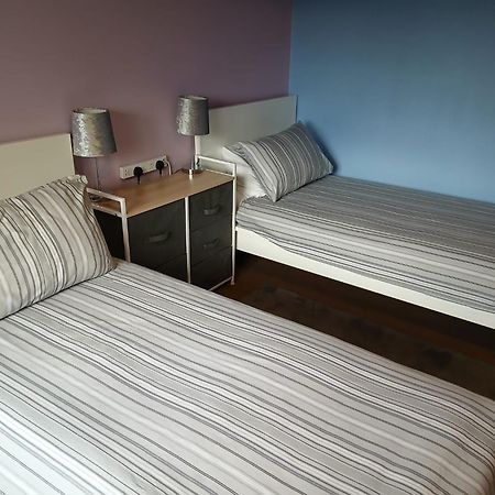 Twin Room In Prescot Homestay Ngoại thất bức ảnh